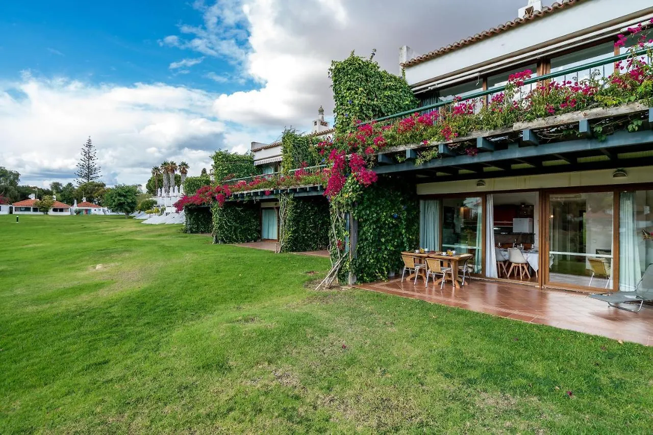 Pedras Del Rei, Nature And Beach Apartmentの連絡先